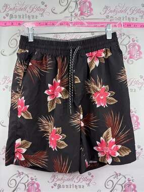 Hurley shorts board swim pool Black Floral Drawstring Bermudas with Pink Flowers